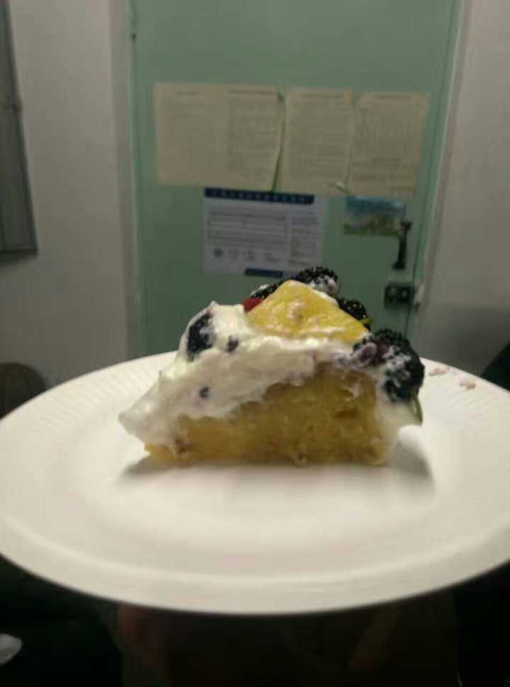 在宿舍打王者输到疯了,在宿舍打王者输了完全版