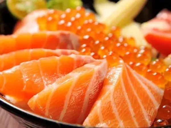 蓝鳍金枪鱼辨别真假,蓝鳍金枪鱼大腹如何辨认真假