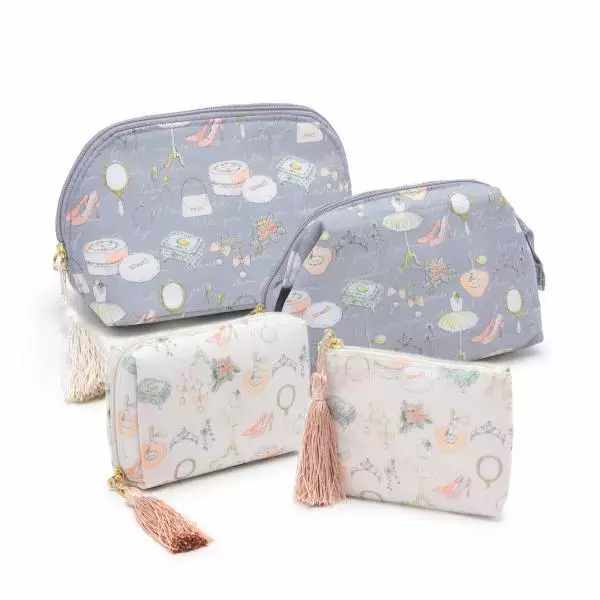 扬州妹纸们像你这种青春美少女，不光是化妆品，连收纳包也要漂亮