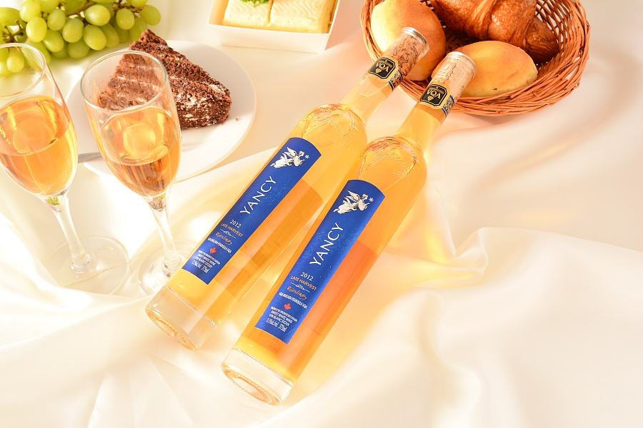 冰白酒的功效与功能及禁忌症,桑椹冰酒的功效和功能