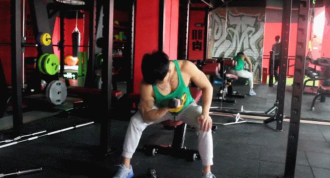 男生增强手臂力量和腿部力量,六个动作帮你提升男性核心力量