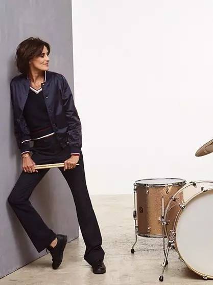 为什么说优衣库越来越懂得朋友圈生存之道？