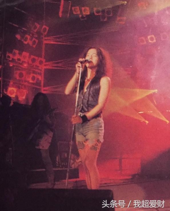 窦唯忘词,窦唯一身傲骨