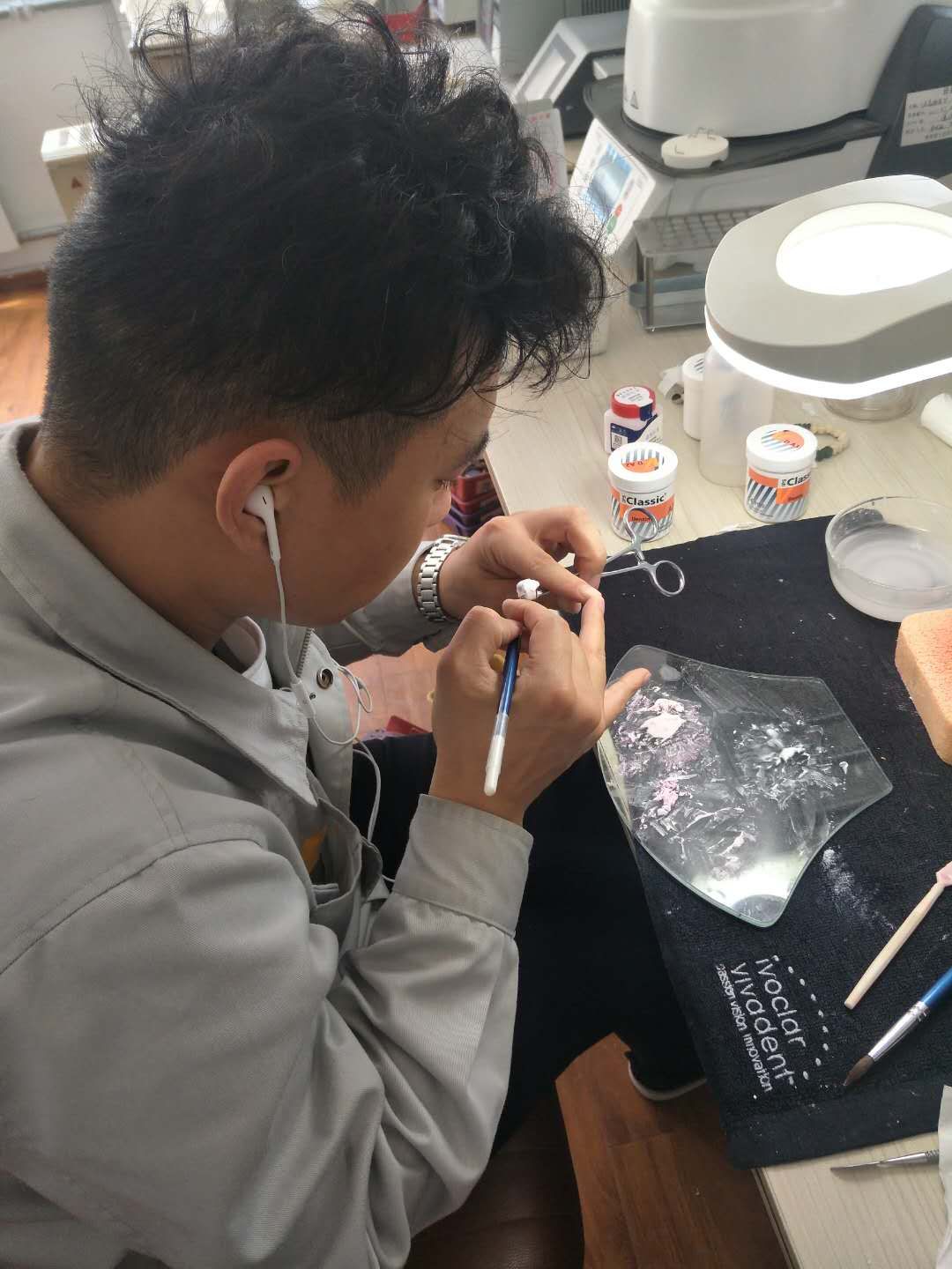 烤瓷牙齿步骤,烤瓷牙齿的做法大全