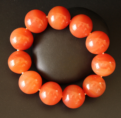 黄龙玉的历年价格,价值20万的黄龙玉