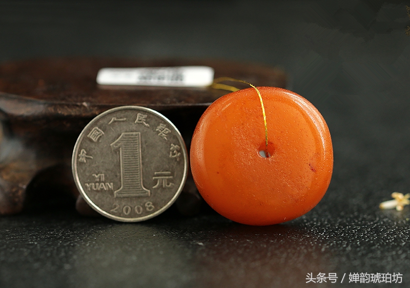 戴老蜜蜡有什么好处,戴老蜜蜡手串有什么好处