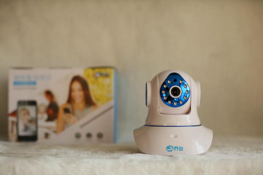 随身看如亲见，乔安居家小卫士