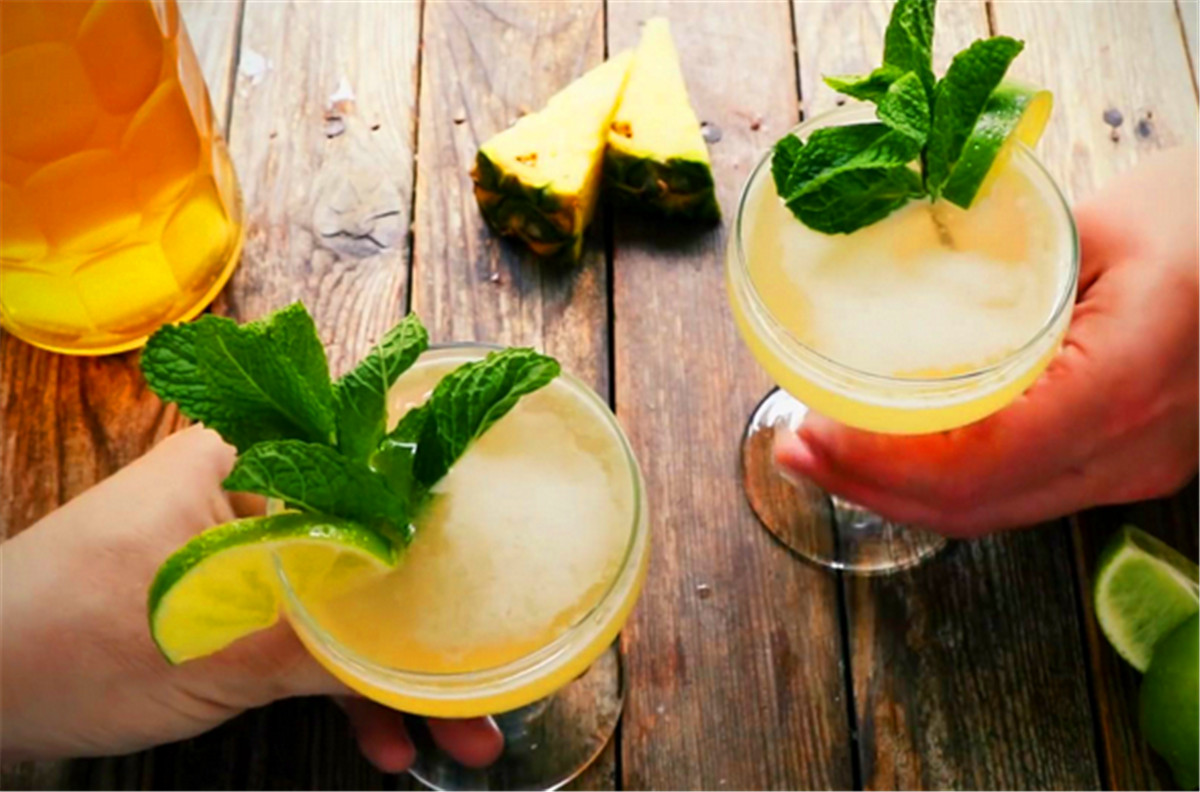 常见鸡尾酒的配制以伏特加为基酒,100款经典伏特加鸡尾酒配方