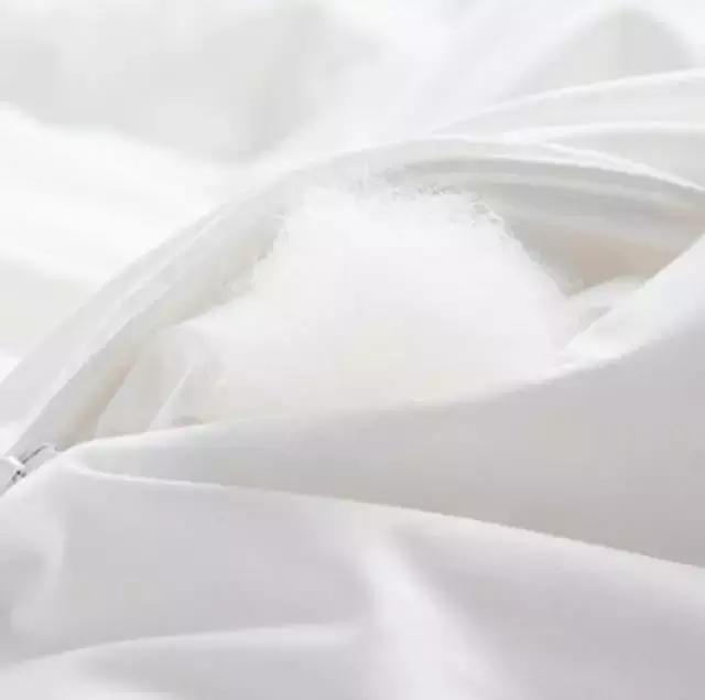 被子怎么选又轻又保暖,冬天被子哪种比较轻保暖还好