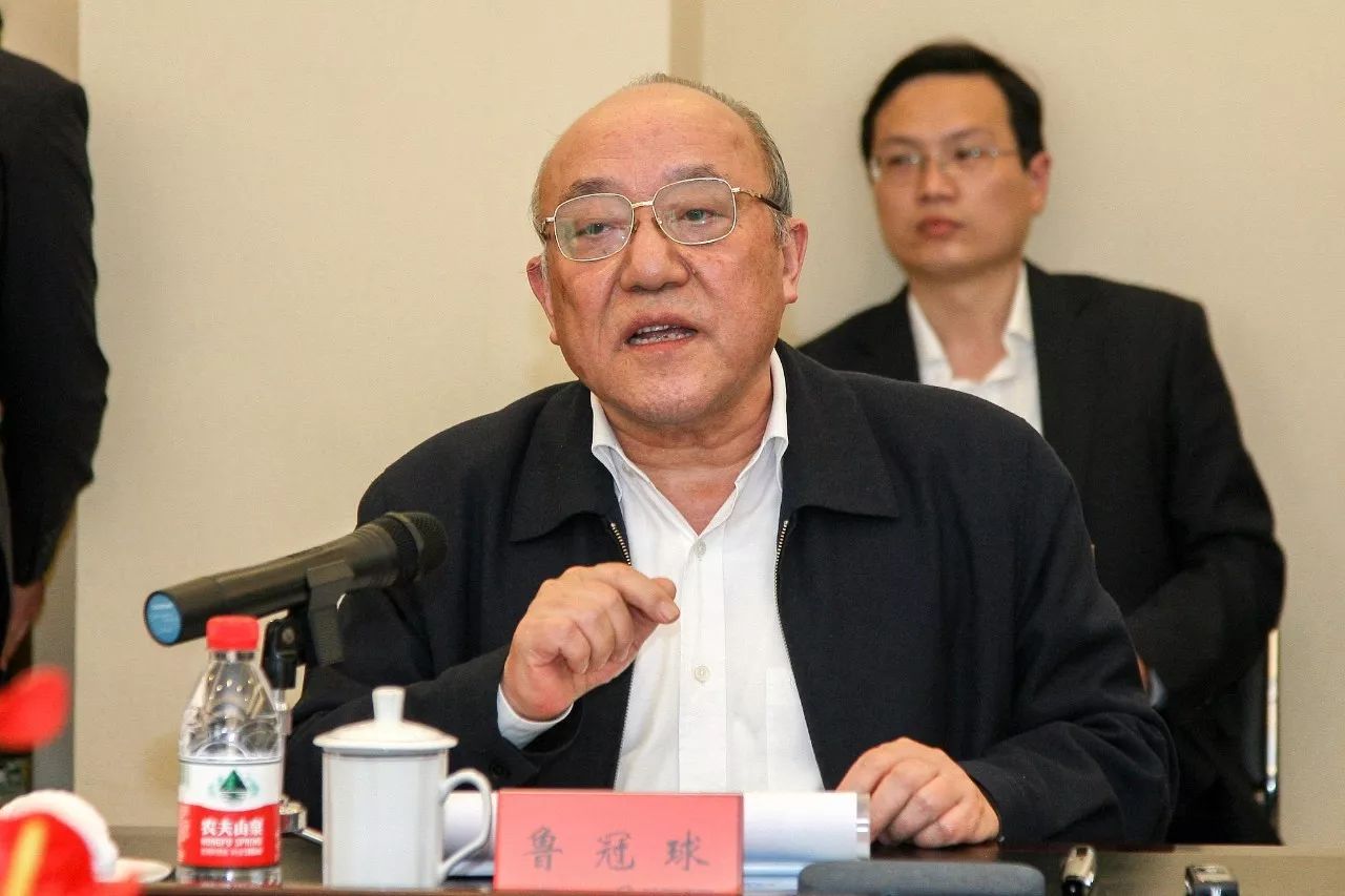 麦当劳中国改名为金拱门，永安行并购哈罗单车