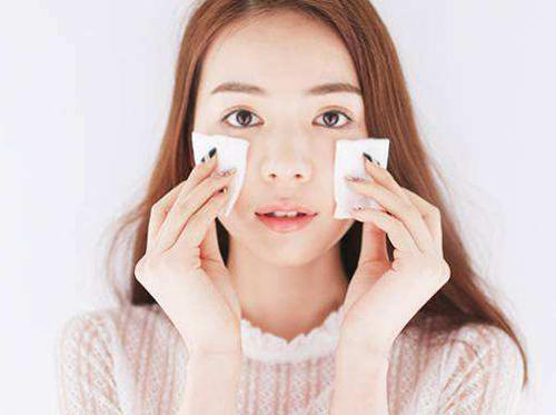 皮肤过敏不用药能自行恢复吗,脸部过敏灼伤怎样恢复正常皮肤