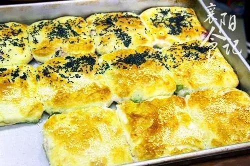 代购界的黑马！星火路新开了一家挤破头才能买到的烧饼！