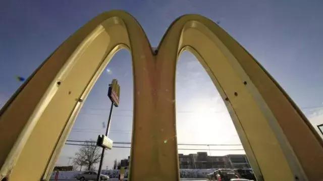 说到金拱门你会想到是麦当劳吗,麦当劳和金拱门的差别在哪