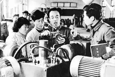 鲁冠球是什么病逝世的,鲁冠球哪年死的