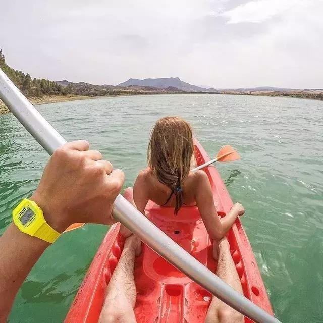 给自己送了一个不贵的手表,求推荐个便宜耐用的手表