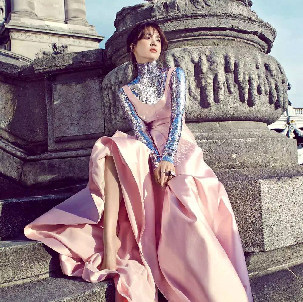 宋慧乔结婚时穿的婚纱,宋慧乔婚纱礼服照片