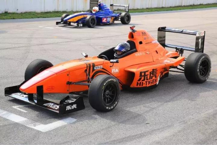 见证王者角逐DOD车用摄像机为乐虎CFGP宁波收*战官**加油