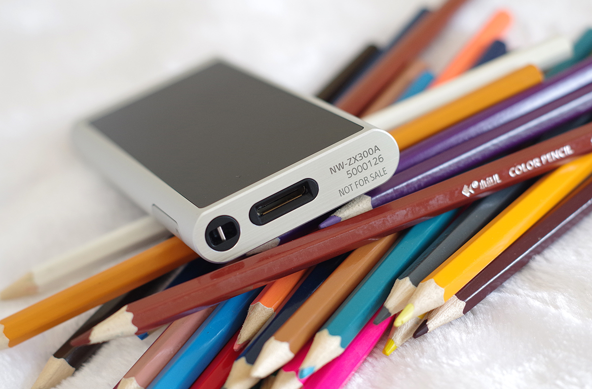 索尼黑砖推力,索尼sonynw-zx300a评测