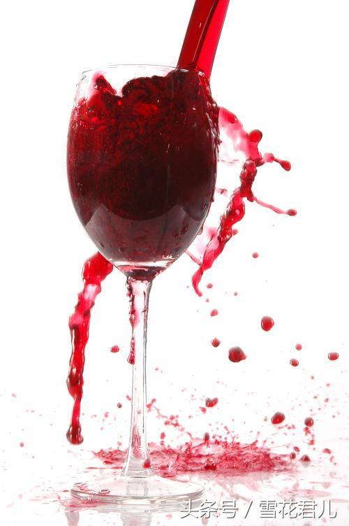 葡萄酒怎么辨别真假视频,如何辨别真假葡萄酒干红