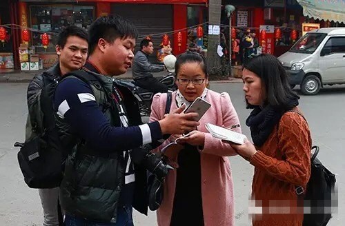 寰晢闄瀛愭專閽变袱涓嶈,鐪嬬潃瀛╁瓙鍋氬井鍟嗚禋閽变袱涓嶈