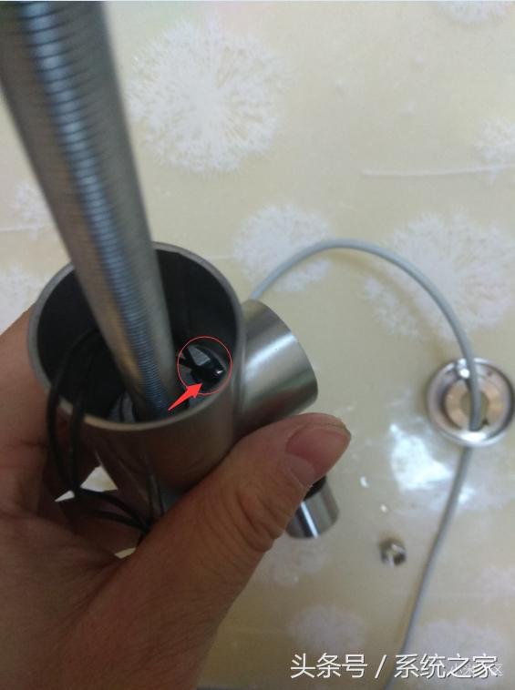 小米厨下净水器换完滤芯出水小,小米厨下式净水器水龙头怎么拆卸