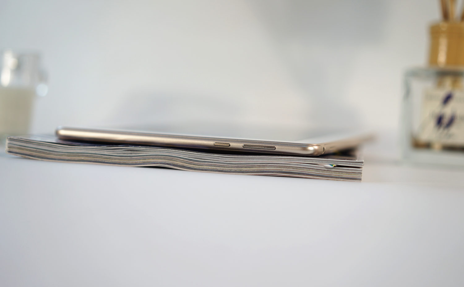 荣耀waterplay平板防水测试,荣耀waterplay8寸平板玩游戏