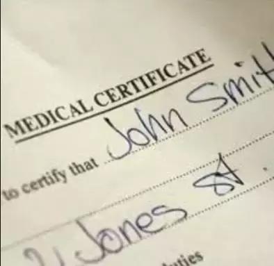 留学生被处分退学,留学生被开除有什么后果