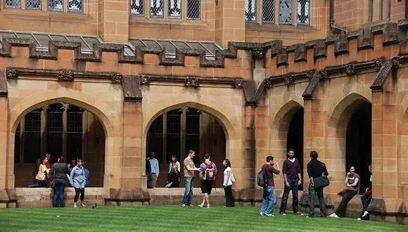 留学生被处分退学,留学生被开除有什么后果