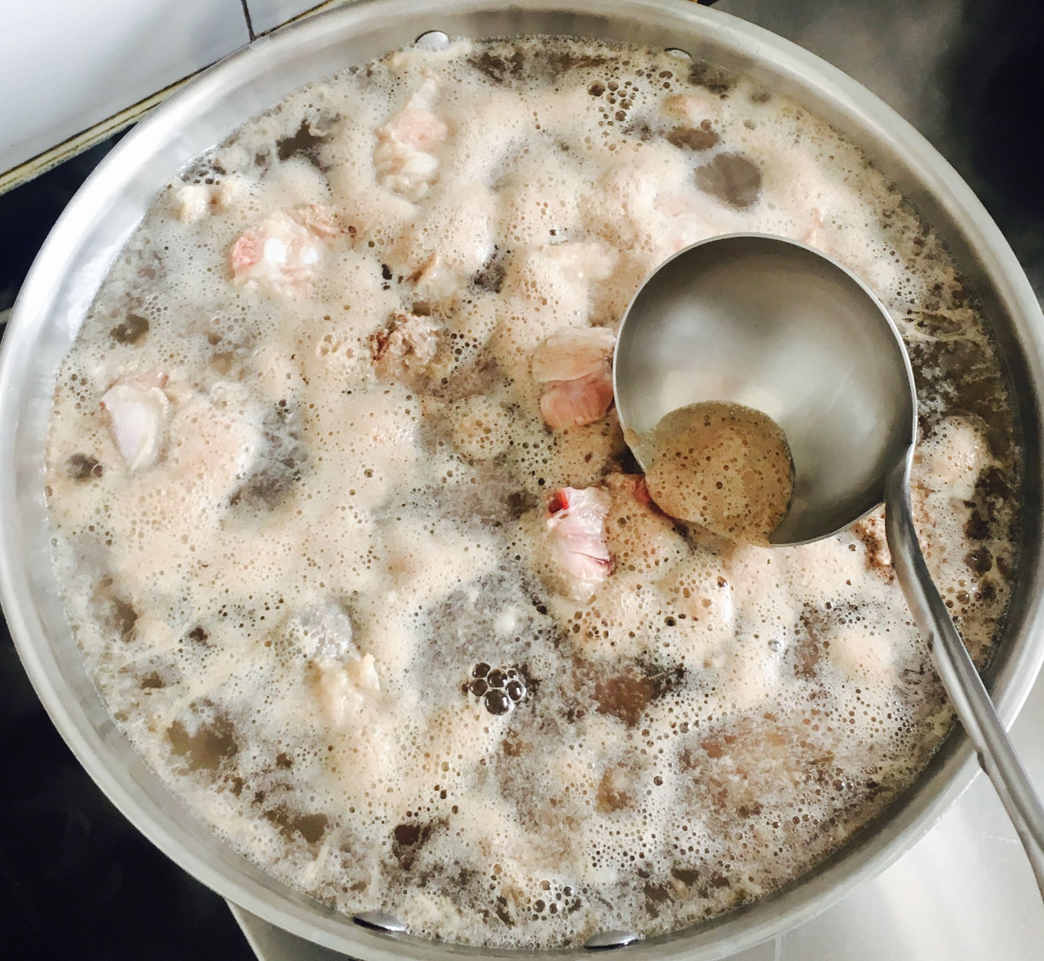 如何做好红烧兔子肉,红烧兔子肉怎么做又嫩又好吃