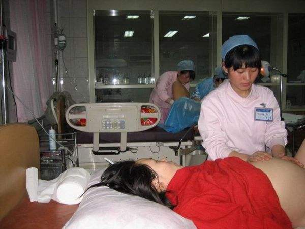 妈妈谈孕期有哪些反应,妈妈怀孕初期需要知道什么