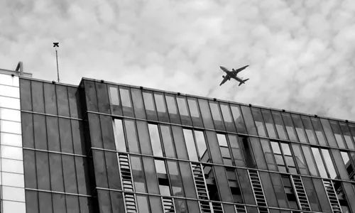 淘沙晚报：光合旅程欲发力内容化，传滴滴与日方合功能车服务……