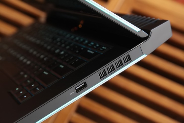 alienware15r3笔记本电脑价格,alienware15r3游戏测评