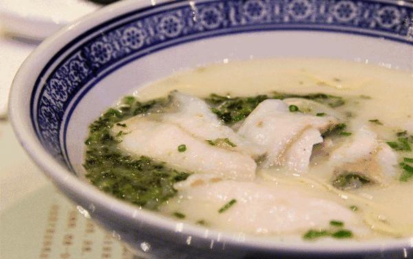 上海必吃榜第一名黄鱼面,上海50一碗的黄鱼面