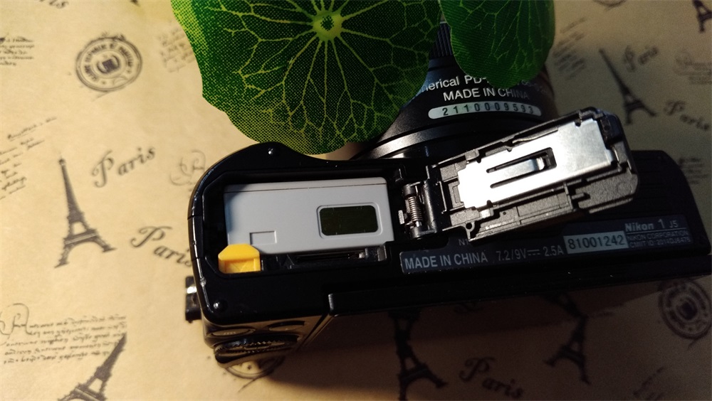 尼康微单相机j5的价格,尼康j5特点