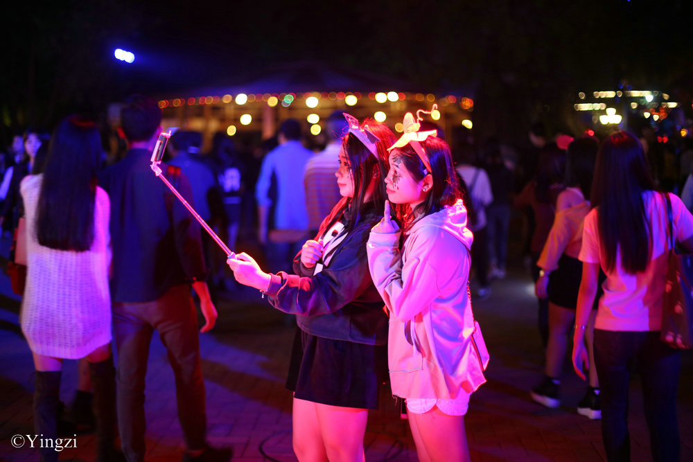 在广州最赞的万圣节趴上吓到别人是种什么感觉