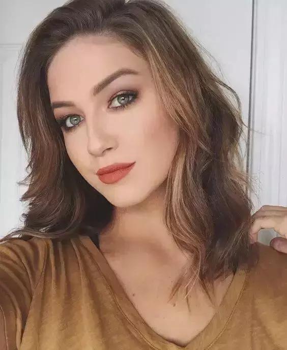 阿玛尼唇釉最合适秋冬的颜色,阿玛尼唇釉哪一款比较合适年轻人