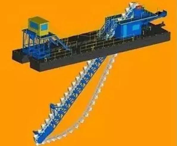 “天鲲”挖泥有多牛？削岩如泥1小时在足球场堆层楼