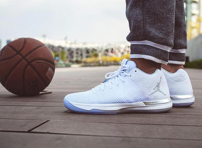 cba郭艾伦转会了吗,cba球员郭艾伦都穿哪些鞋