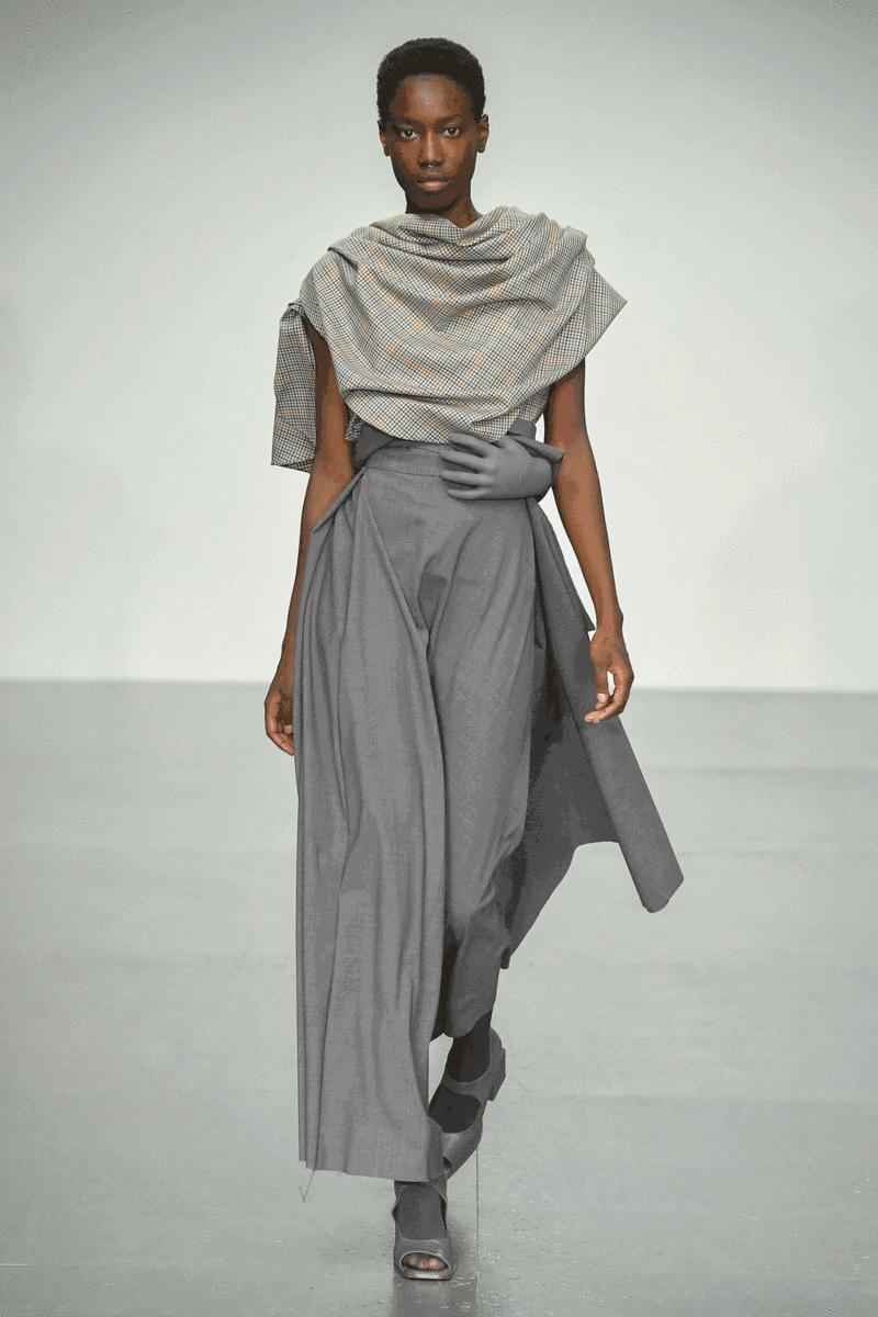 贝嫂时装周完全视频,贝嫂2022春夏时装周