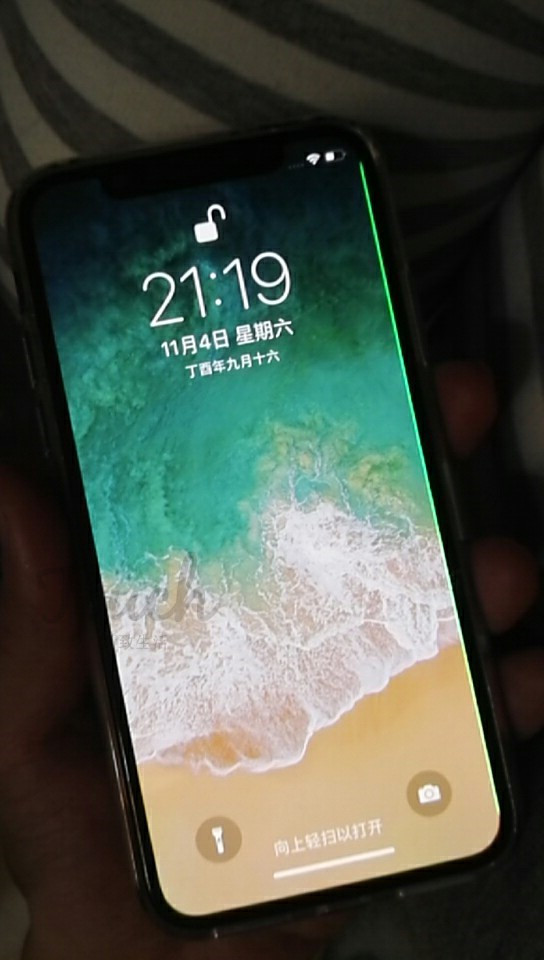 iphonex屏幕出现一条绿线,iphonex发售