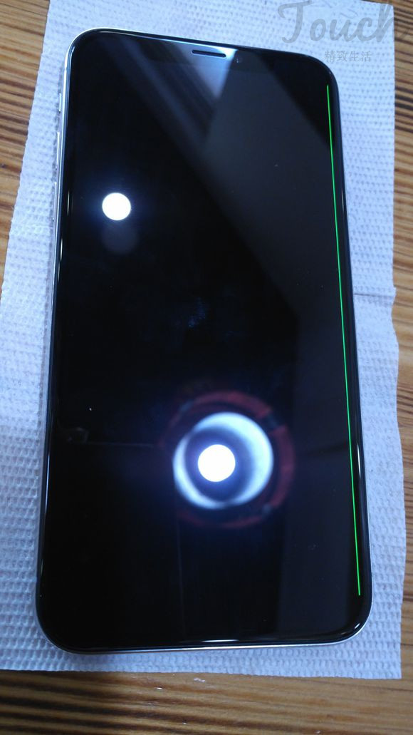 iphonex屏幕出现一条绿线,iphonex发售