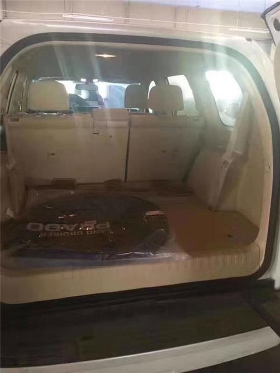 2022丰田霸道2700中东版丐版价格,霸道2700普拉多中东版新车多少钱