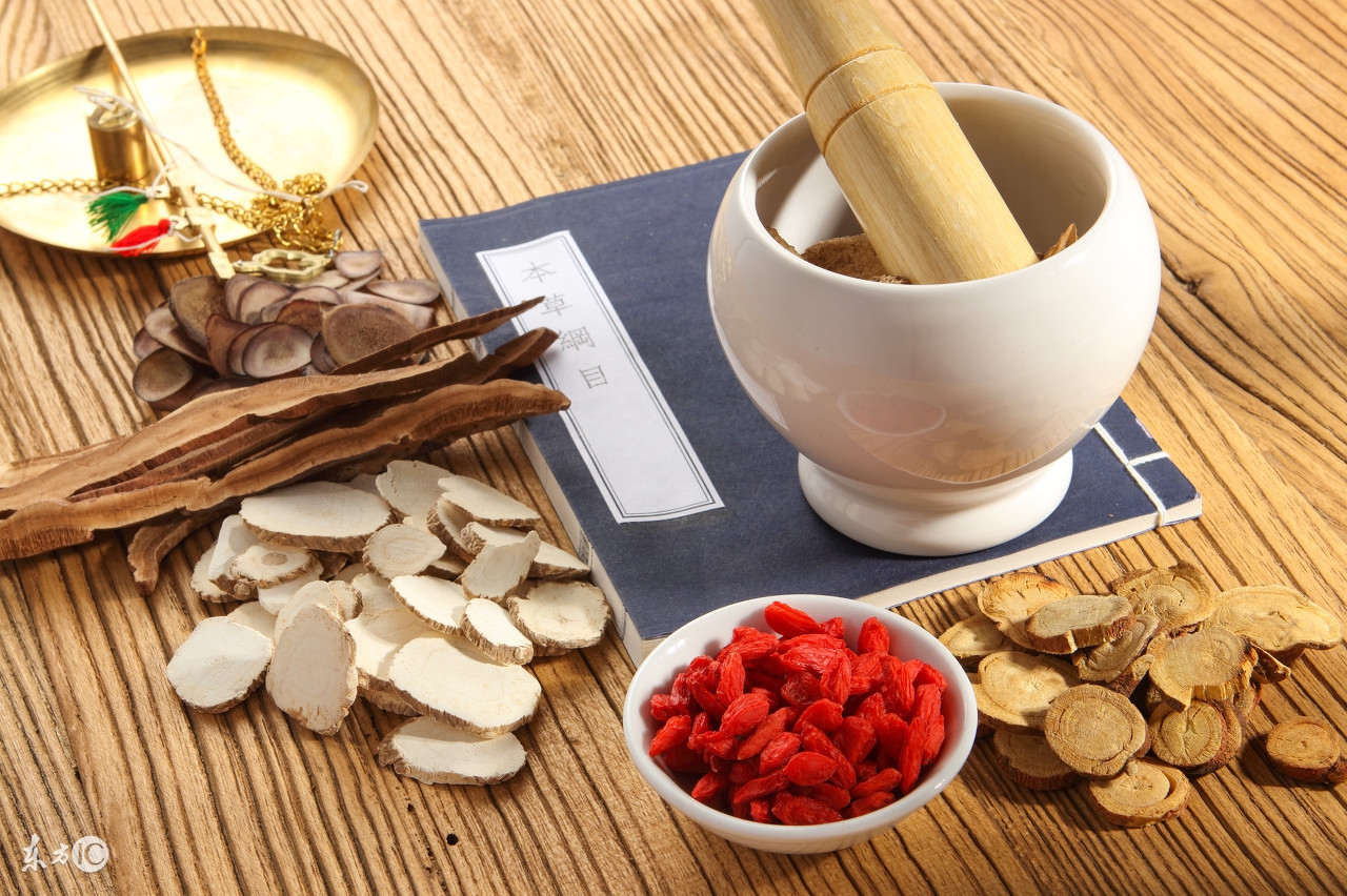 暗疮怎么回事,暗疮发病的原因