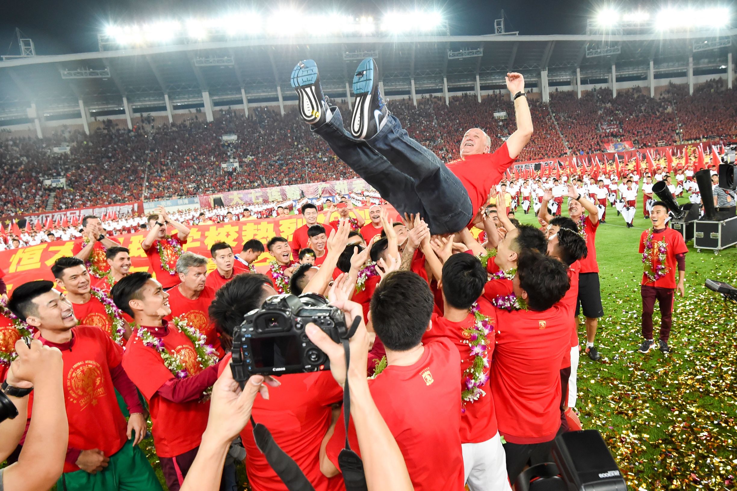 又爱又恨下一句怎么回,又爱又恨完全版粤语版