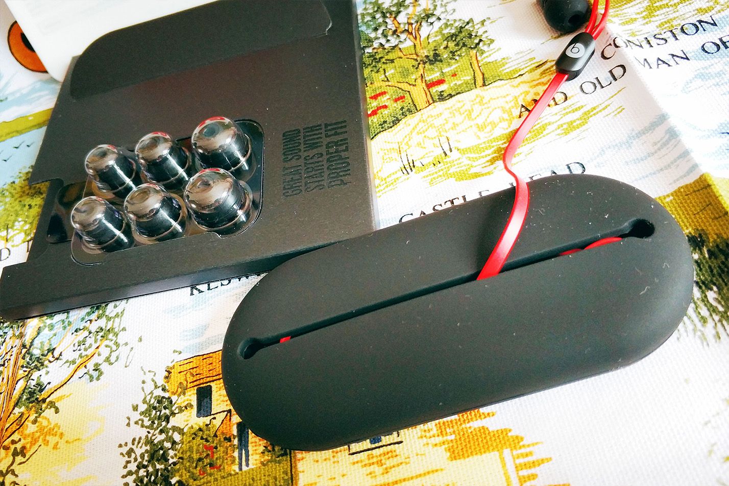 beatsurbeats2.0合适吃鸡吗,urbeats2.0测评