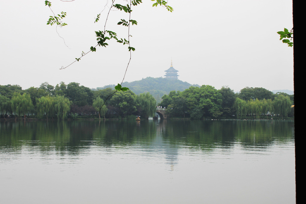 西湖十大美景的诗句,西湖最美的一首诗词