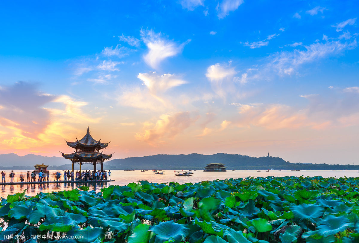 西湖十大美景的诗句,西湖最美的一首诗词