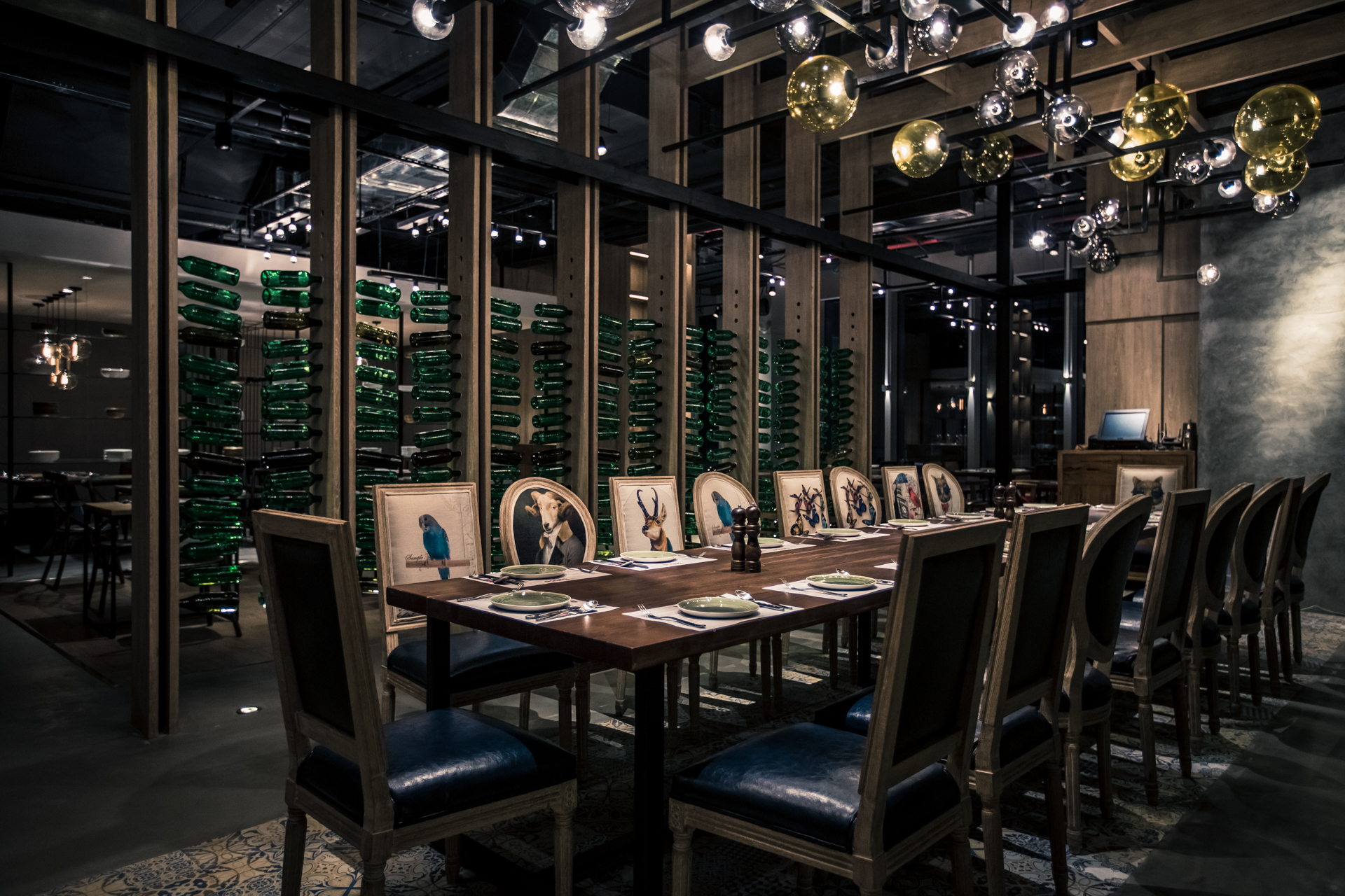 海归美女的西餐厅不得了！用舒芙蕾征服了米其林大厨，来合作菜品