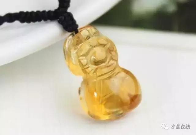 分辨黄水晶,真假黄水晶对比照片图