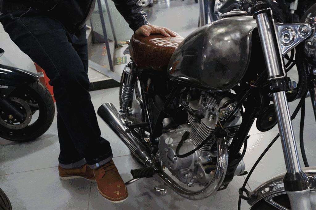 全新豪爵铃木gn125进口发动机,豪爵铃木gn125太子摩托车图片